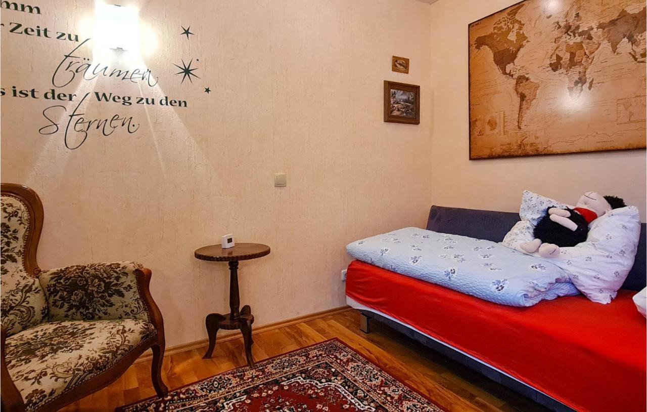 2 Bedroom Cozy Apartment In Зуль Экстерьер фото