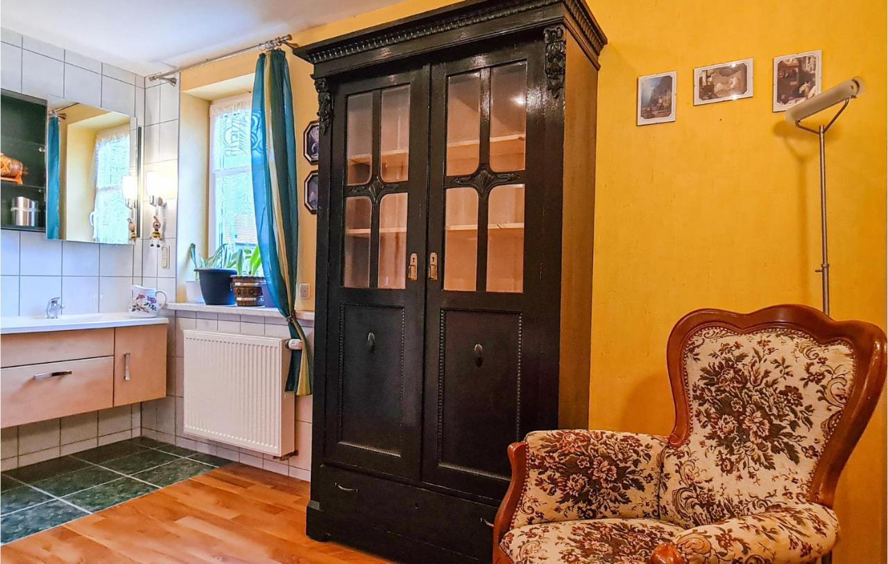 2 Bedroom Cozy Apartment In Зуль Экстерьер фото